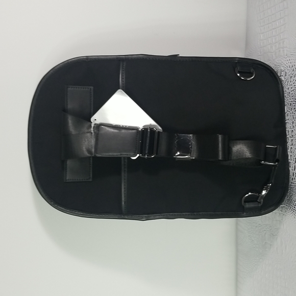 DISNEY BLACK NYLON ONE SIDE BACKPACK/ BAG - Picture 2 of 8